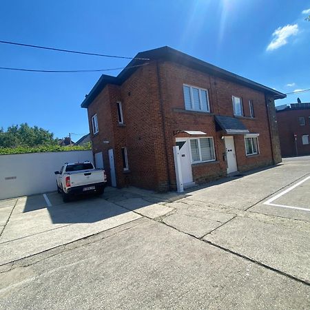 1-C Superbe Appartement Tres Calme Et Bien Decore Charleroi Ngoại thất bức ảnh