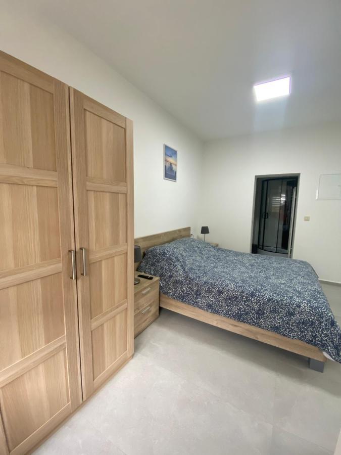 1-C Superbe Appartement Tres Calme Et Bien Decore Charleroi Ngoại thất bức ảnh
