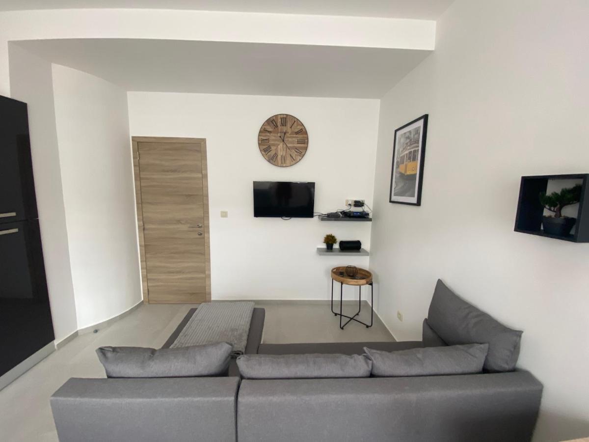 1-C Superbe Appartement Tres Calme Et Bien Decore Charleroi Ngoại thất bức ảnh