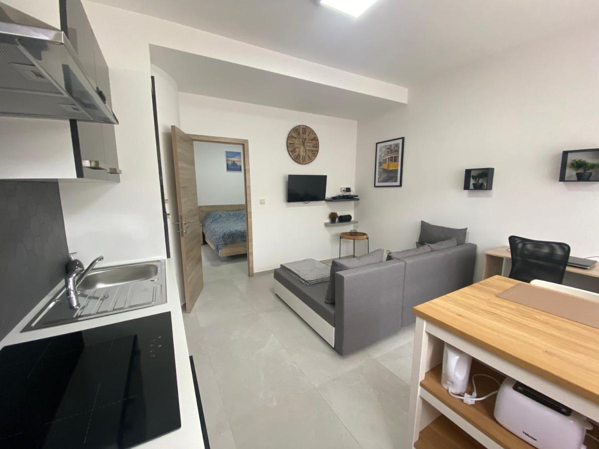 1-C Superbe Appartement Tres Calme Et Bien Decore Charleroi Ngoại thất bức ảnh
