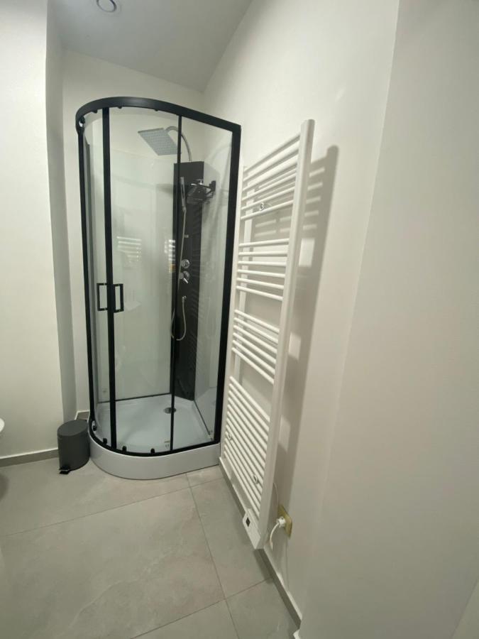 1-C Superbe Appartement Tres Calme Et Bien Decore Charleroi Ngoại thất bức ảnh